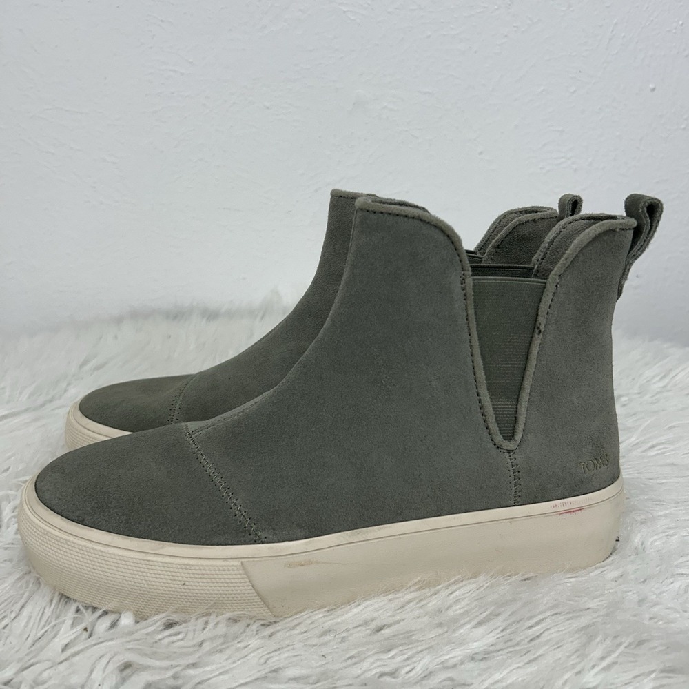 Toms Fenix Platform Chealsea Sneaker Boots in Vetiver Grey Suede Women's Size 9